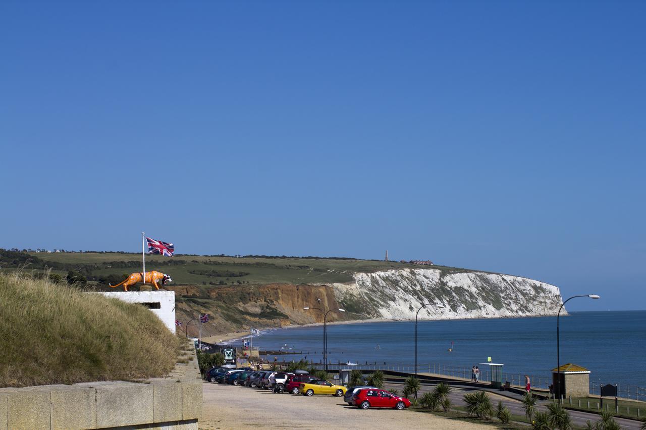 Sandown Hotel - Sandown, Isle Of Wight --- Return Car Ferry 89 Pounds From Southampton Exterior photo